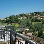 Βίλα Luxury Emily Σβορωνάτα