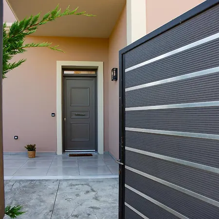 Luxury Emily * Svoronata