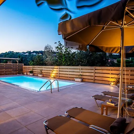 Luxury Emily Villa